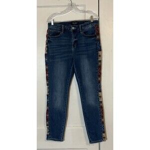 Judy Blue Jeans Women’s 13/31 Aztec Stripe Relaxed Fit Mid Rise Stretch Denim